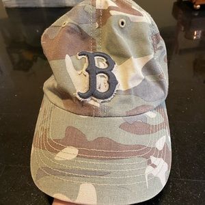 Womens camo Boston Red Sox hat- adjustable